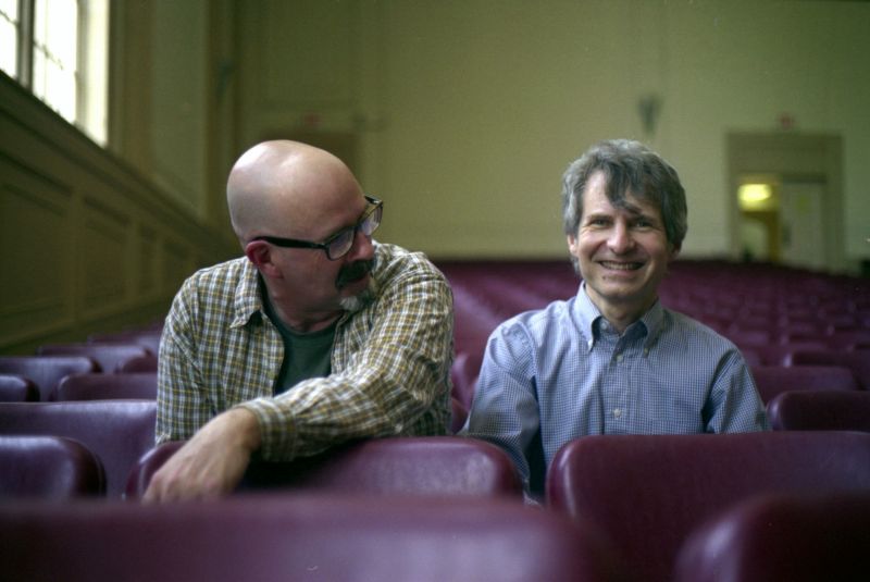 Peter Holsapple and Chris Stamey of the dB’s release ‘Here and Now,’ announce tour