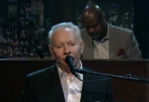 Video: Joe Jackson & The Roots play ‘Steppin’ Out’ on ‘Late Night with Jimmy Fallon’
