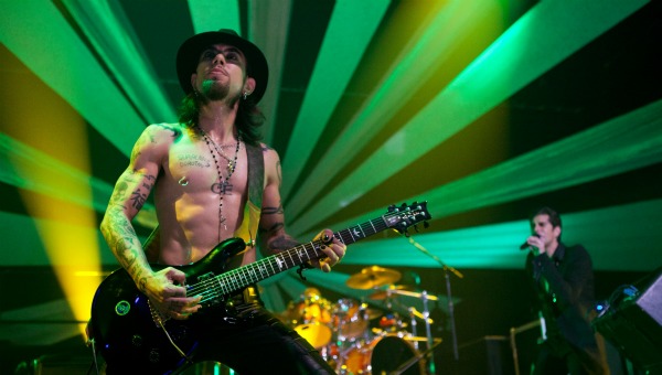 Jane’s Addiction extends ‘Theatre of the Escapists’ tour through May