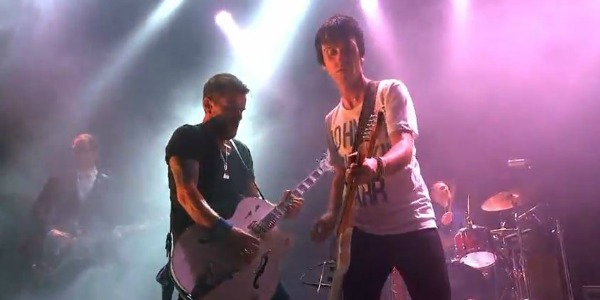 Video: Johnny Marr and Billy Duffy tear up ‘I Fought the Law’ and ‘How Soon Is Now?’