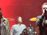 Video: The Jesus and Mary Chain plays ‘Just Like Honey’ with MBV’s Bilinda Butcher
