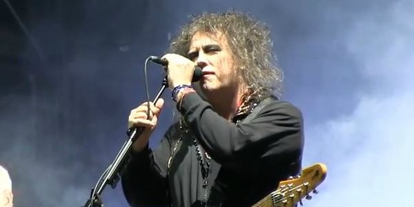 Video: The Cure at Lollapalooza 2013 — watch full webcast of band’s 2-hour headlining set