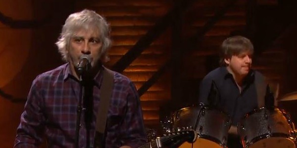 Video: Lee Ranaldo and The Dust perform ‘Lecce, Leaving’ on Conan