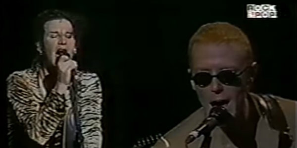 Vintage Video: Love and Rockets bridge old and new in 1996 set at Chilean festival