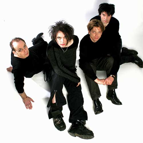 Sirius XM’s 1st Wave to dedicate a week to Robert Smith and The Cure in April