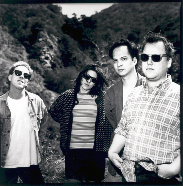 Pixies reunion back on again; band playing Isle of Wight, European concerts