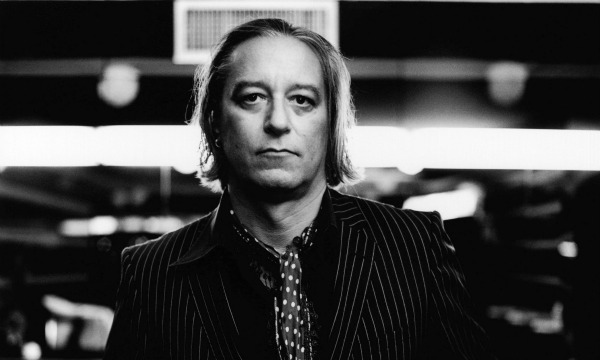R.E.M.’s Peter Buck recording solo album — and it could be a vinyl-only release