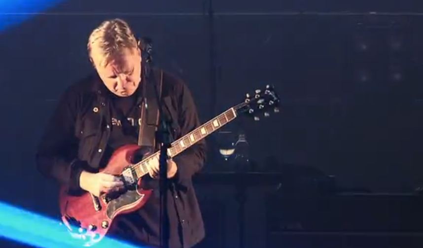 Video: New Order live at Berlin’s Tempodrom — 45 minutes of pro-shot footage