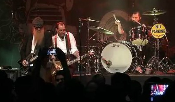 Video: Social Distortion joined by ZZ Top’s Billy Gibbons on ‘Drug Train’ in Los Angeles