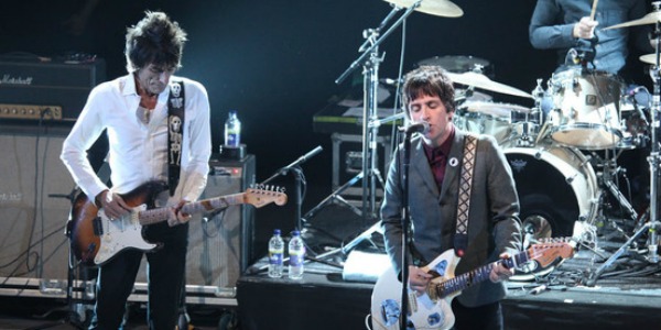 Video: Johnny Marr and Ronnie Wood perform The Smiths’ ‘How Soon Is Now?’