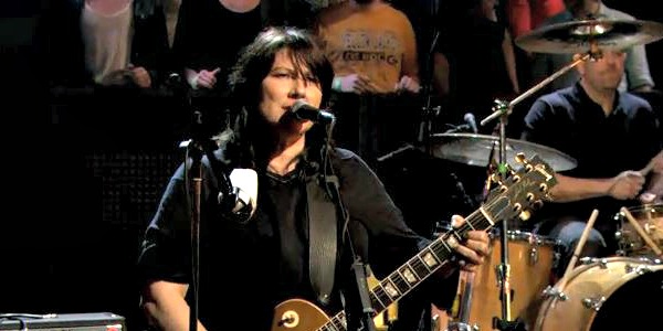 Video: The Breeders play ‘Cannonball,’ ‘Drivin’ on 9’ on Jimmy Fallon