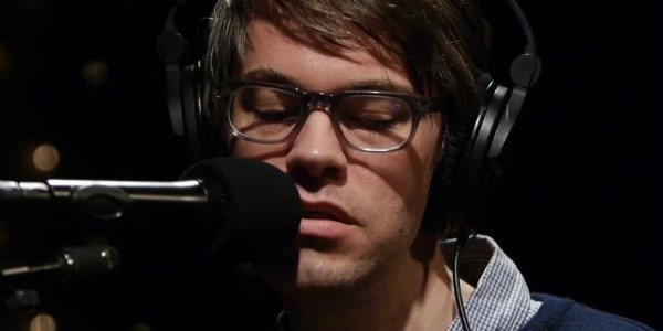 Video: The Ocean Blue’s David Schelzel covers Billy Idol in 3-song live set at KEXP