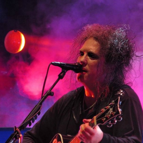 Video: The Cure digs out ‘2 Late,' 'Harold and Joe' for massive 45-song ...