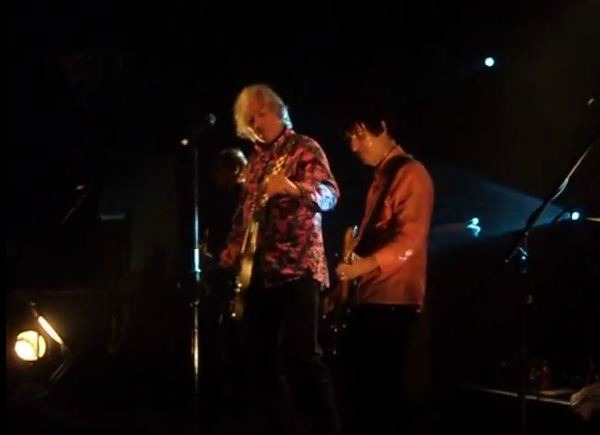 Watch Johnny Marr and Robyn Hitchcock play ‘Please, Please, Please Let Me Get What I Want’