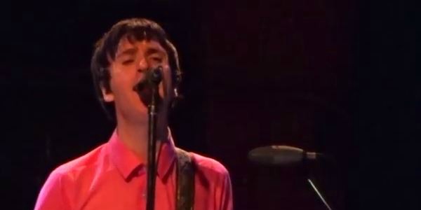 Watch Johnny Marr cover Depeche Mode’s ‘I Feel You’ in Edmonton, Canada