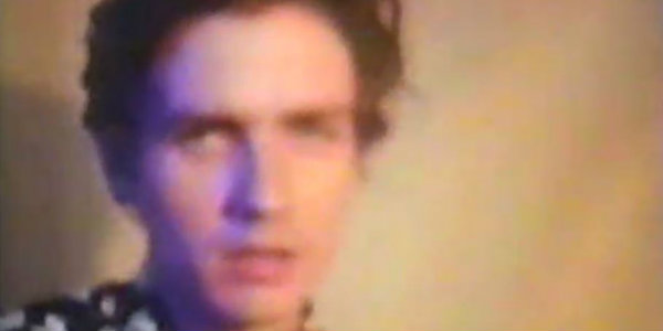 Watch: Dean Wareham plays Galaxie 500’s ‘Fourth of July’ on the Fourth of July