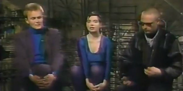 ‘120 Minutes’ Rewind: The Sugarcubes go under the ‘120 X-Ray’ — 1989